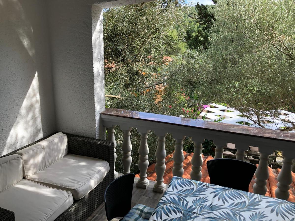 Guesthouse Vila Ruzmarin Ždrelac Eksteriør bilde