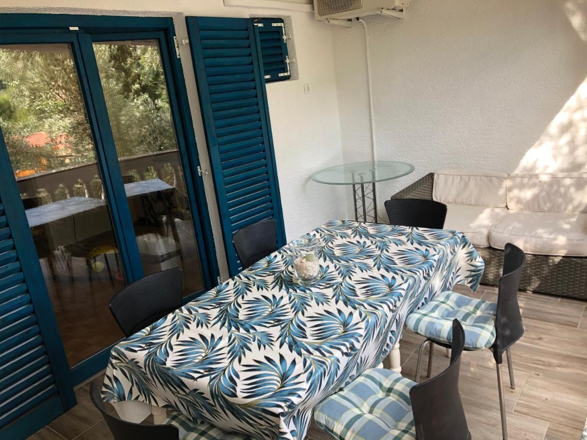 Guesthouse Vila Ruzmarin Ždrelac Eksteriør bilde
