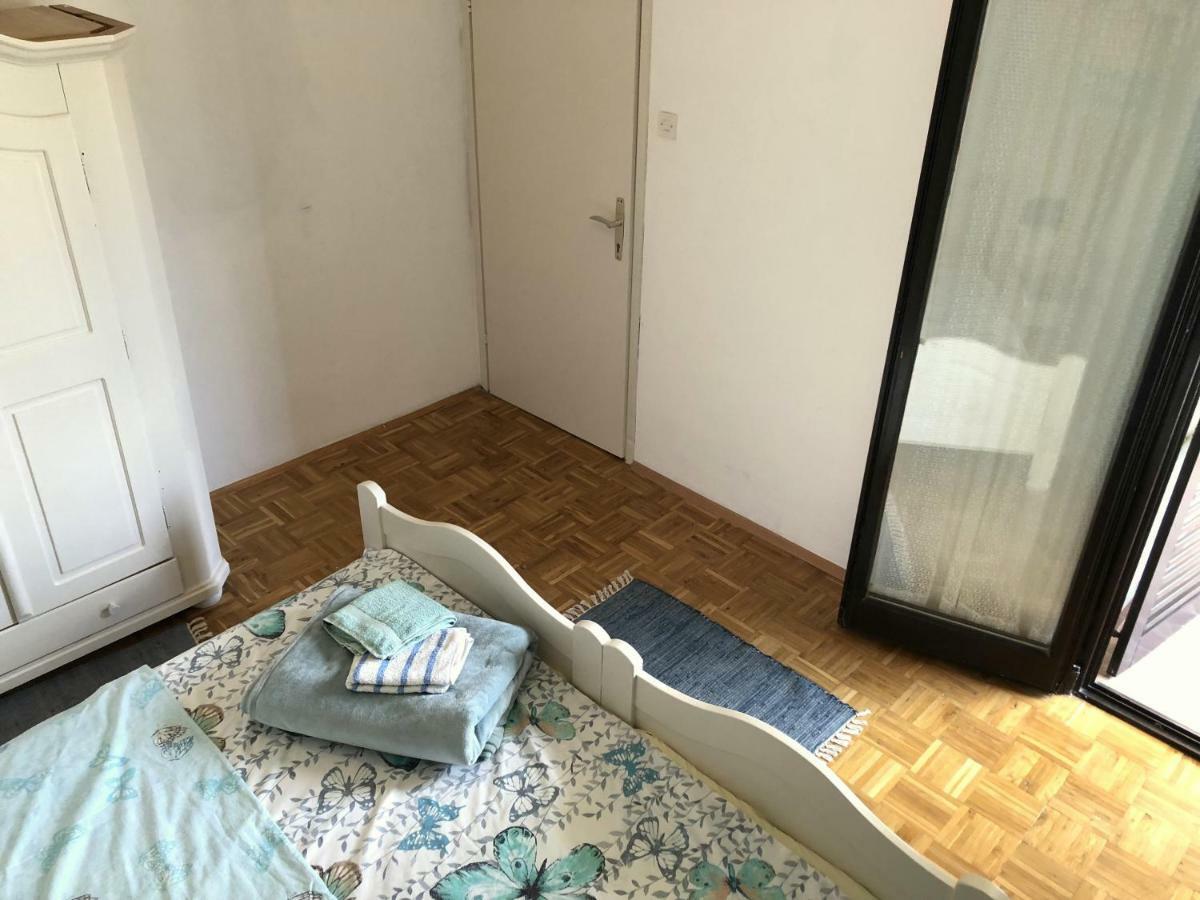 Guesthouse Vila Ruzmarin Ždrelac Eksteriør bilde